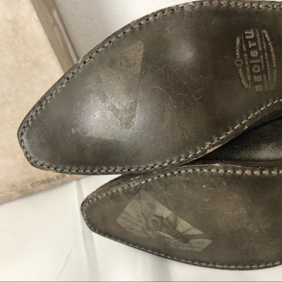 Bed Stu Canada taupe leather Western V-cut bootie - Picture 12 of 12